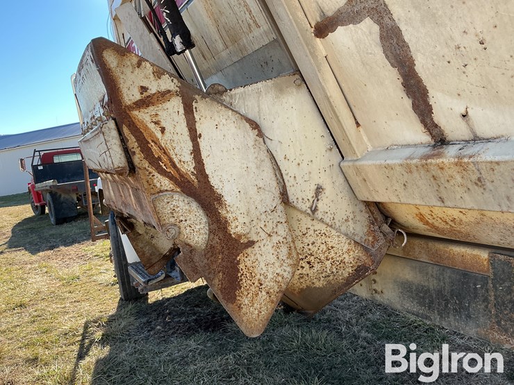 1981-international-1854s-image-17