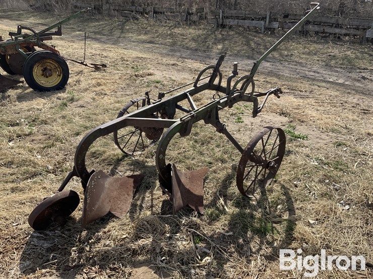 2-john-deere-2-image-5