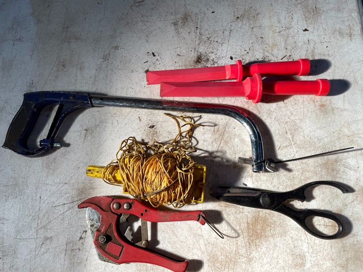 #2525-•-vinyl-chisels,-punches,-and-more-image-3