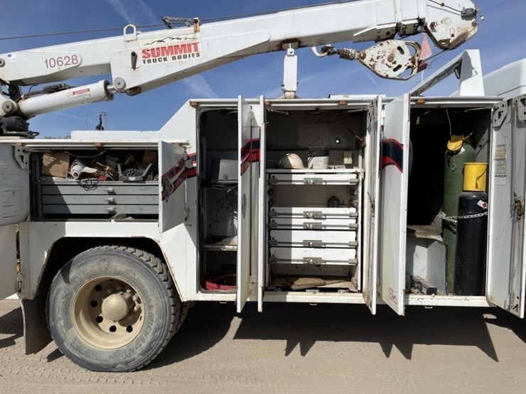 2006-kenworth-t300-image-39