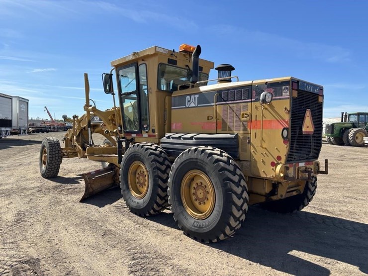 2006-caterpillar-143h-image-4