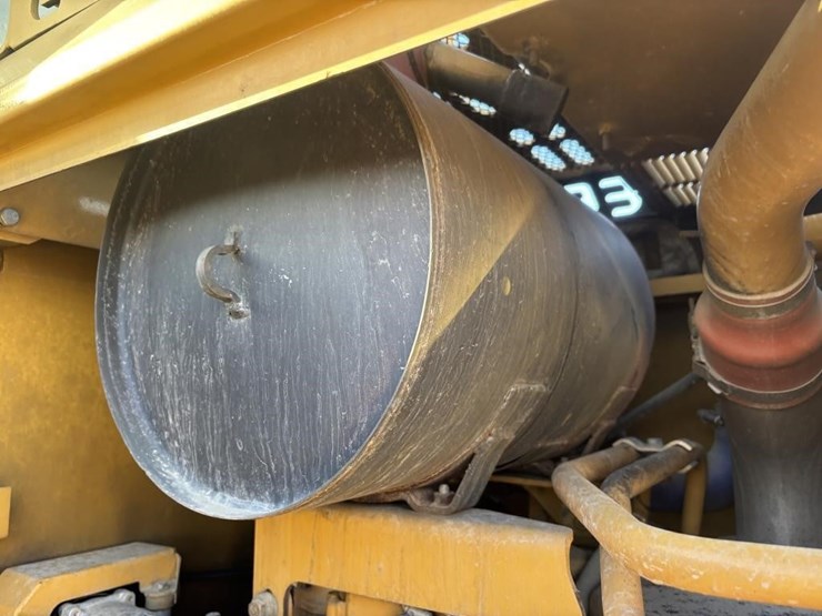 2006-caterpillar-143h-motor-grader-image-57