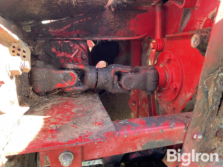 case-ih-8340-image-12