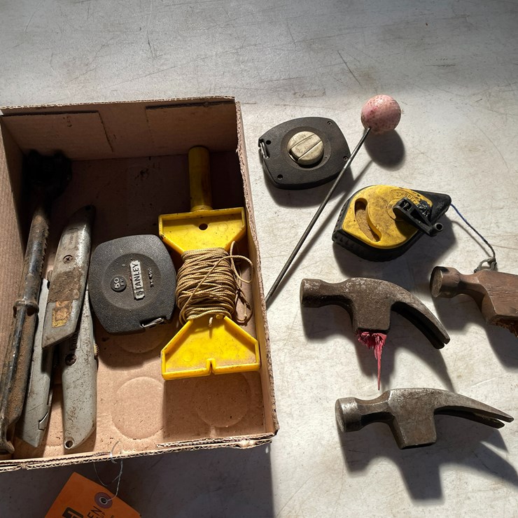 #2510 • Vintage Hammer Heads