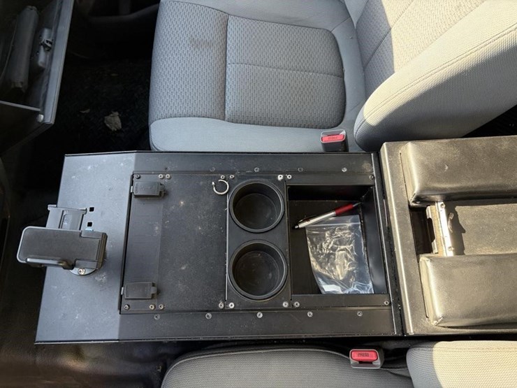 2011-ford-f150-xlt-image-17