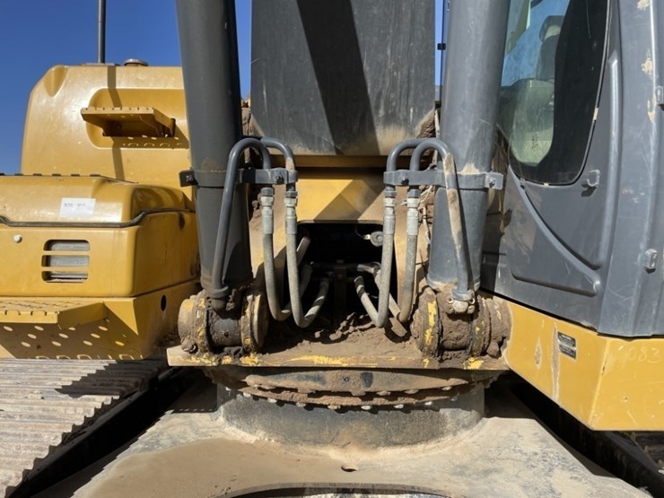 2012-deere-250g-lc-image-20
