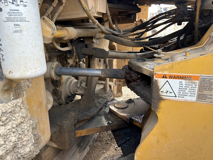 caterpillar-980g-image-23