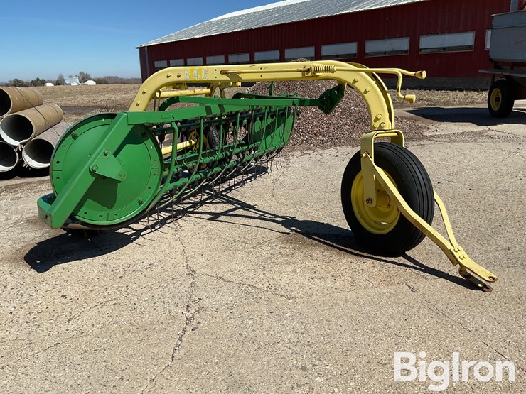 john-deere-640-image-3