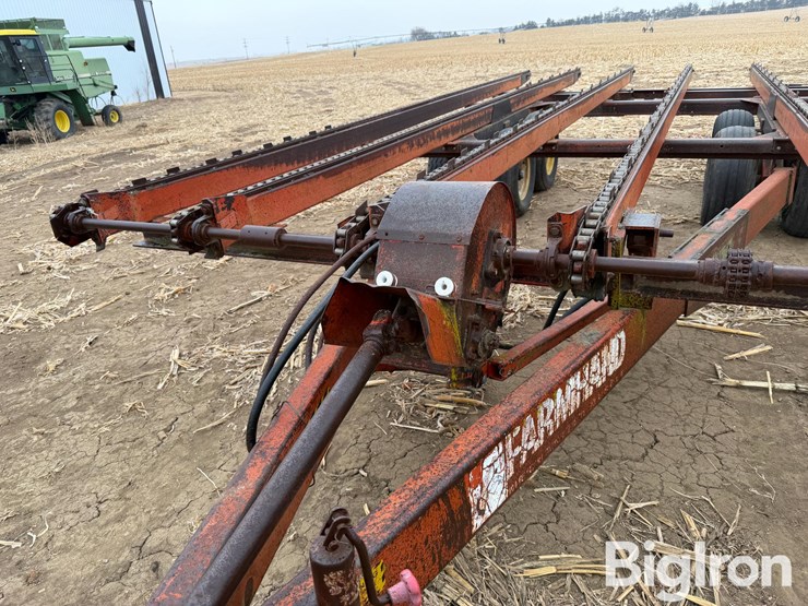 farmhand-8-bale-image-11