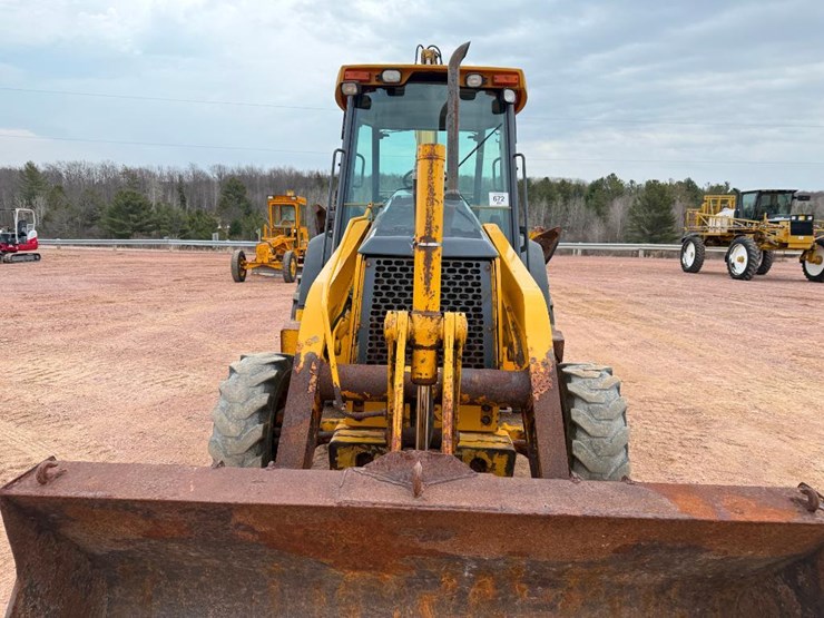 john-deere-410-image-24