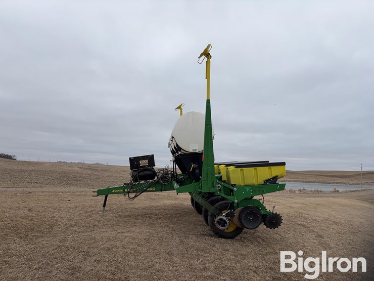 john-deere-7000-image-8