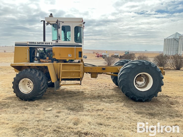 ag-chem-terra-gator-1664t-image-8