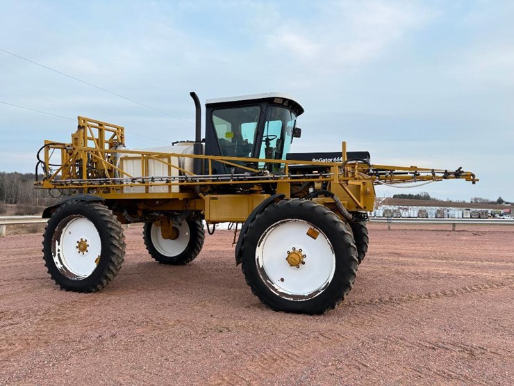 ag-chem-rogator-664-image-3