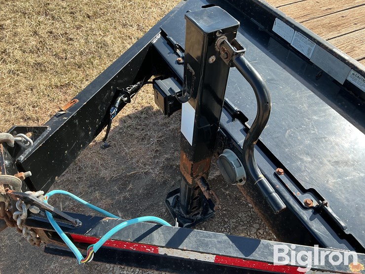 2018-trail-king-tkt16u-image-11