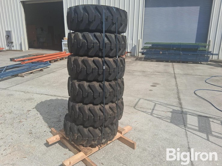 extremelift-10-16.5-tires-&-rims-image-4