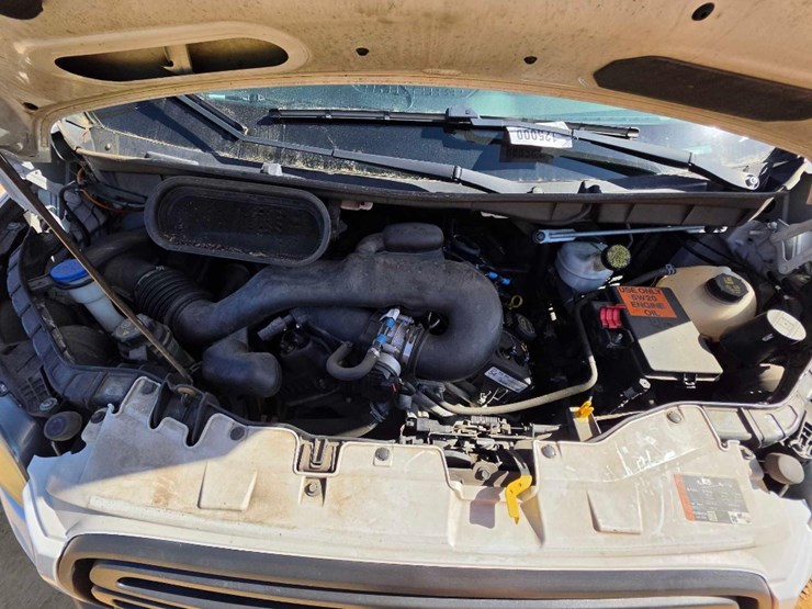 2016-ford-f350-image-17