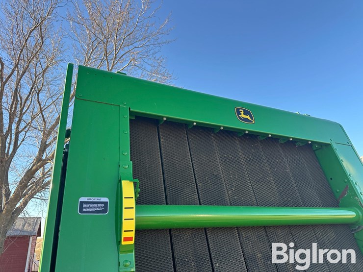 2012-john-deere-568-image-18