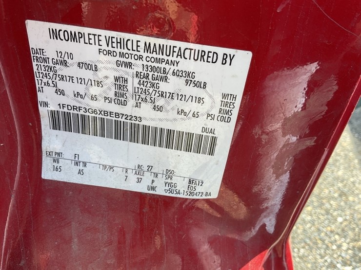 2011-ford-f350-image-9