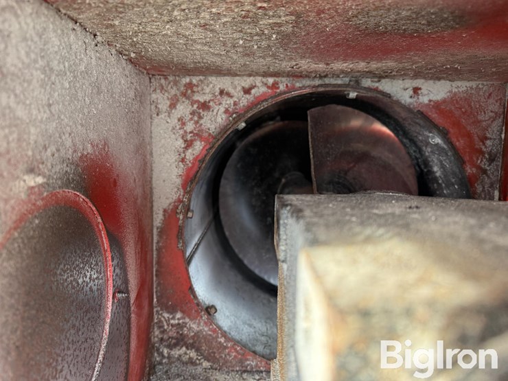 westfield-130-71-plus-auger-image-12