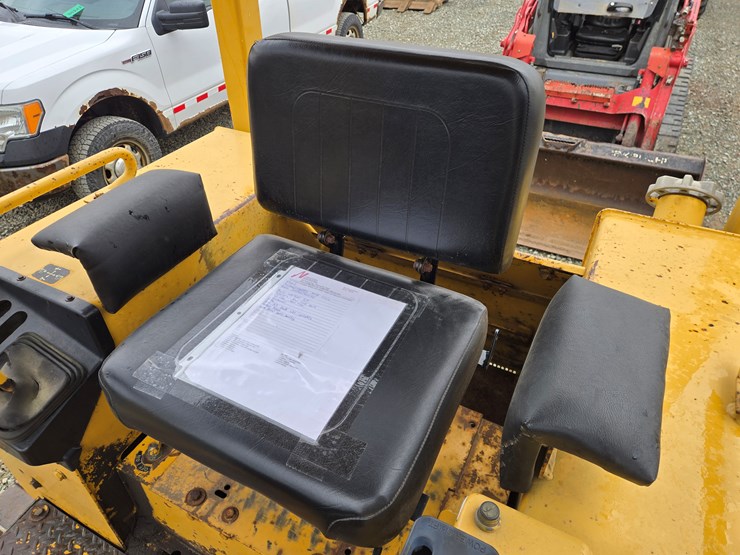 deere-550g-lt-image-36