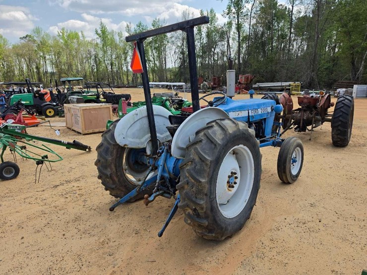 2000-ford-2000-image-3