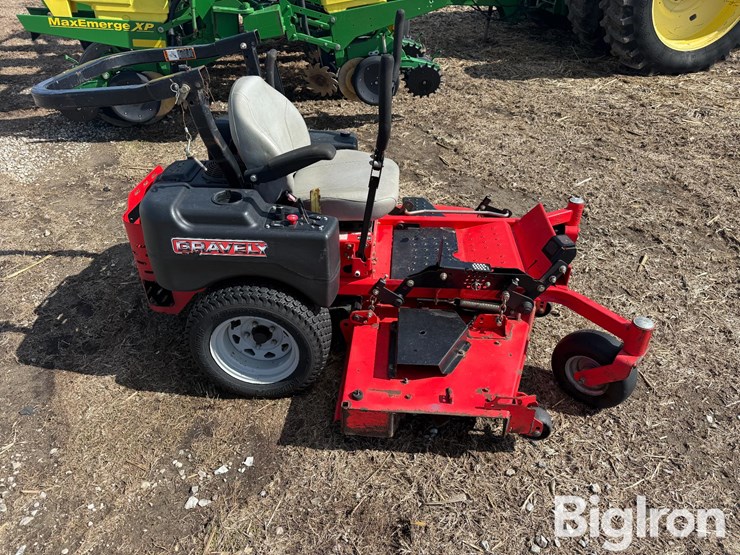 gravely-proturn-60-image-4