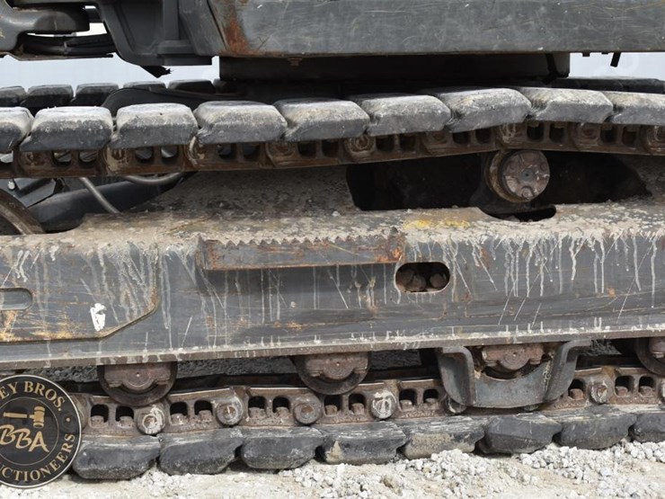 2019-volvo-ecr88d-image-35