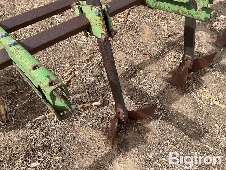 john-deere-7-image-12