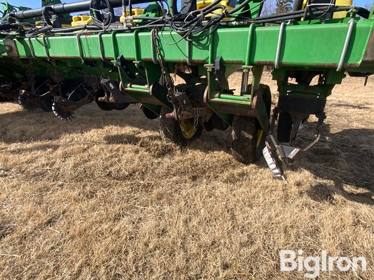 2003-john-deere-1770nt-image-16