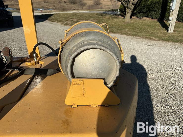 datsun-forklift-image-10