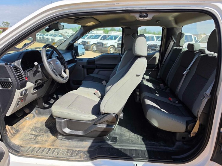 2018-ford-f150-xl-image-9