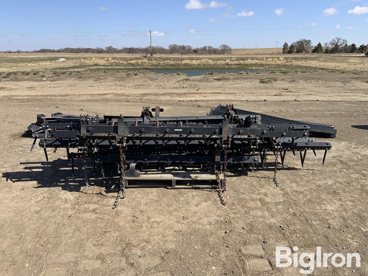 john-deere-2310-image-2