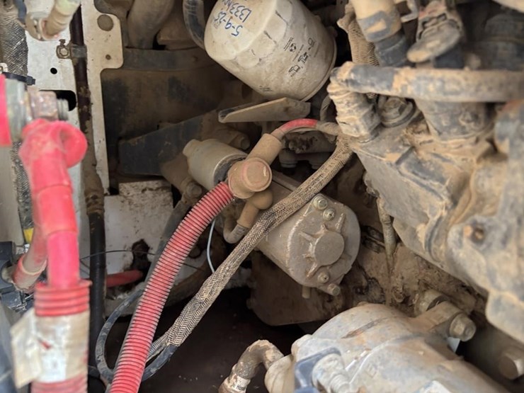 2021-bobcat-t66-image-35