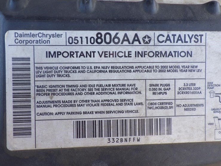 2002-dodge-grand-caravan-image-12