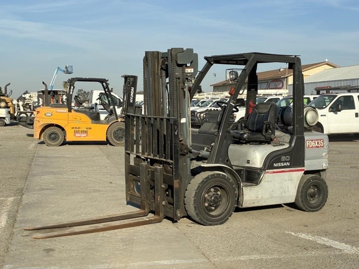 2006-nissan-mugl02a30lv-image-1