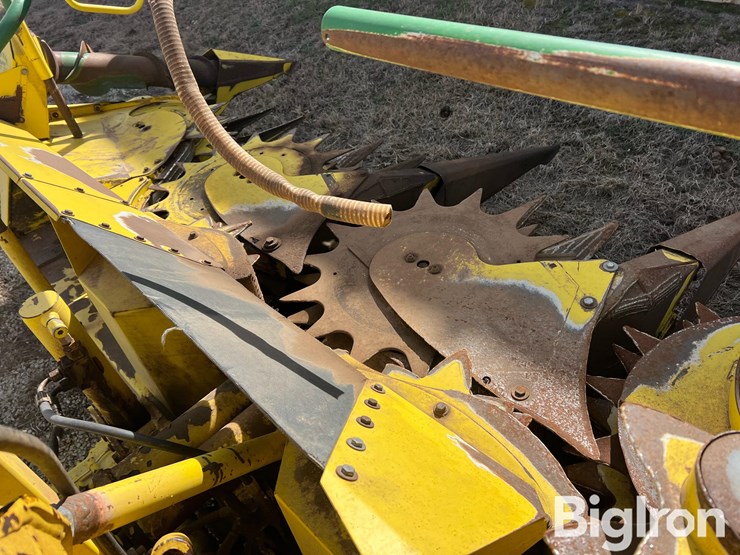 john-deere-688-image-13