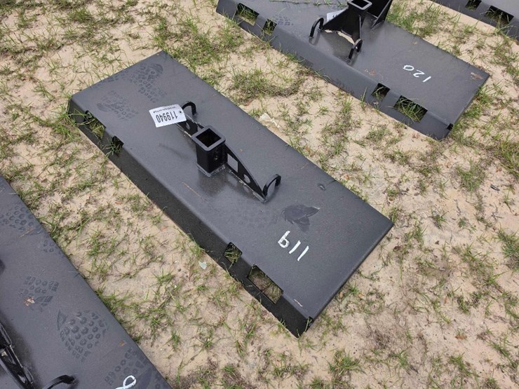 119---skid-steer-receiver-hitch-image-3