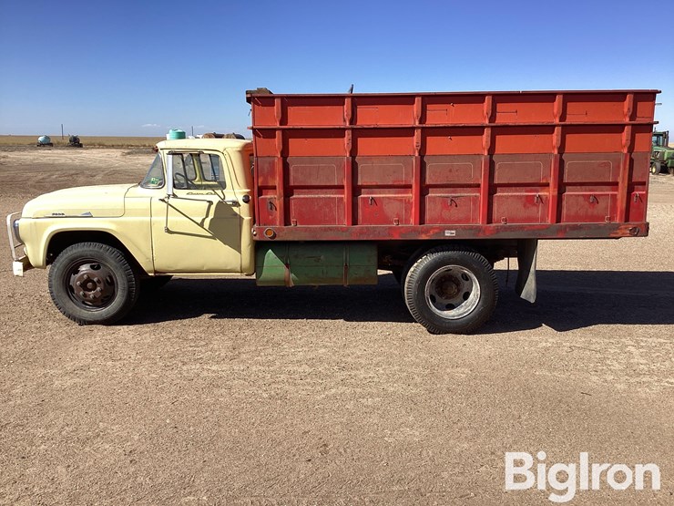 1958-ford-f600-image-8