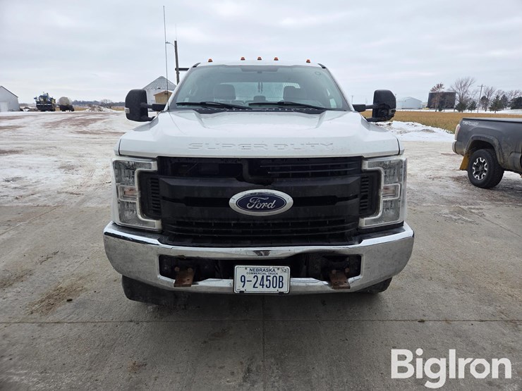2017-ford-f350-image-2