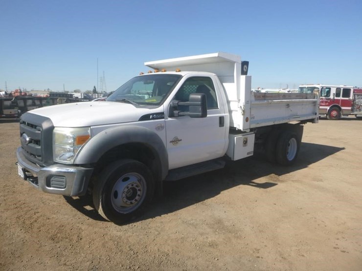 2012-ford-f550-image-1