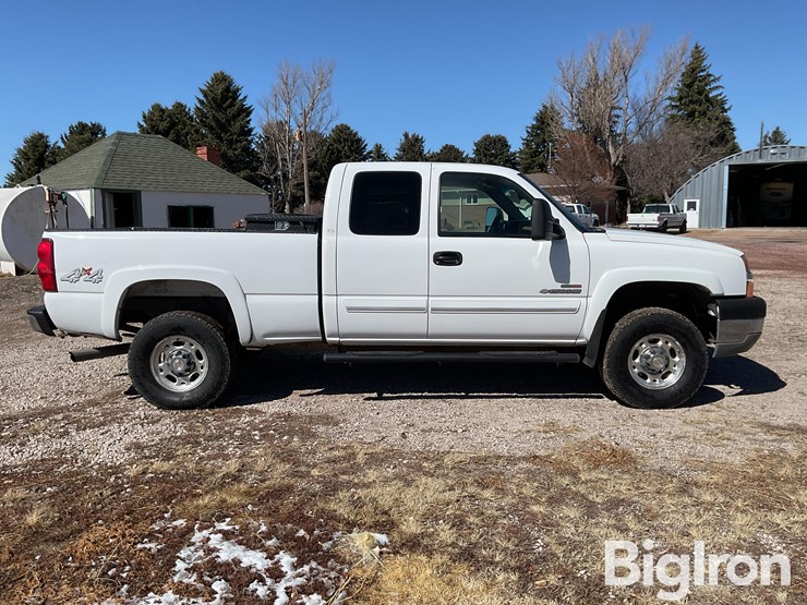 2003-chevrolet-silverado-2500-image-4