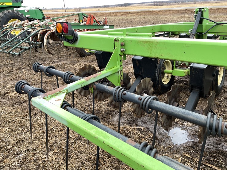 mandako-twister-12-image-15