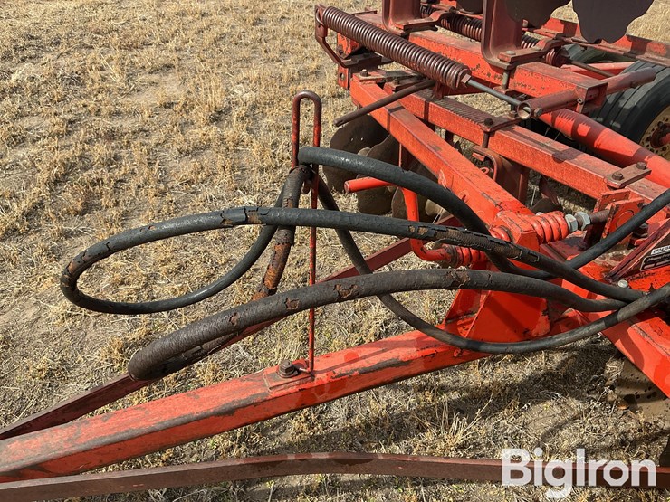 massey-ferguson-520-image-12