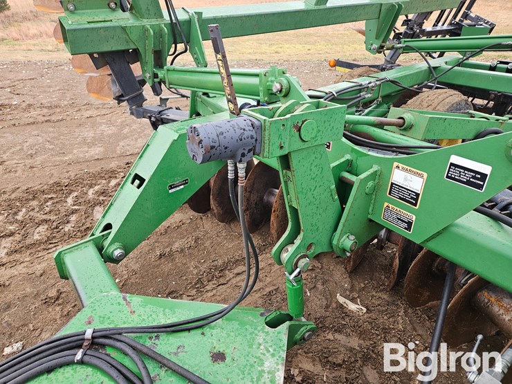 2004-john-deere-637-image-14