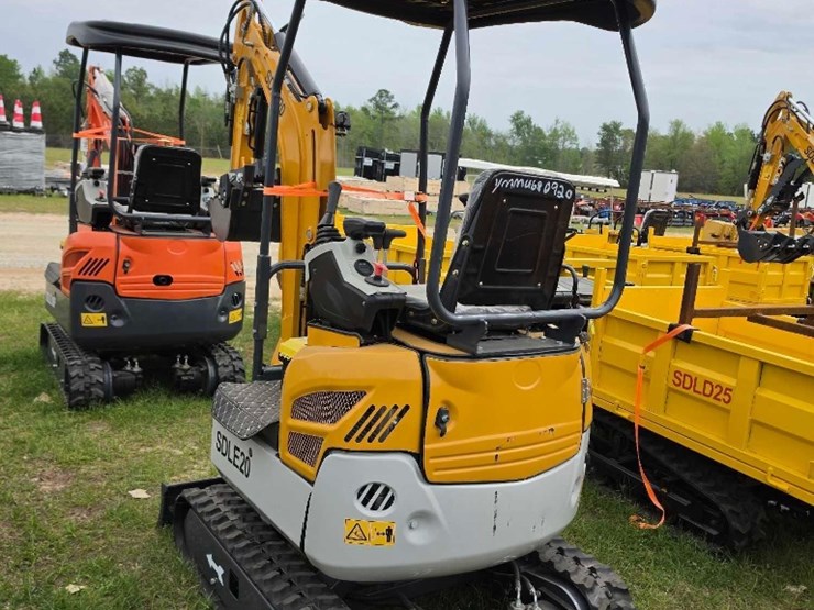 --absolute---new-sdlanch-excavator-image-2