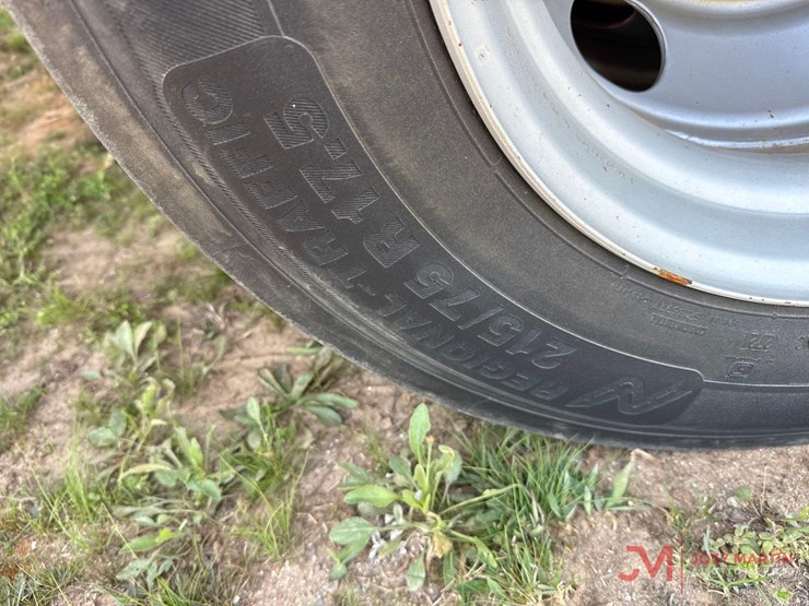 2017-mitsubishi-fuso-fe160-image-19