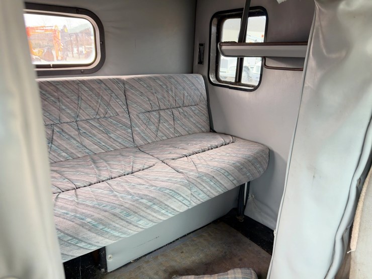 1996-international-4900-image-21