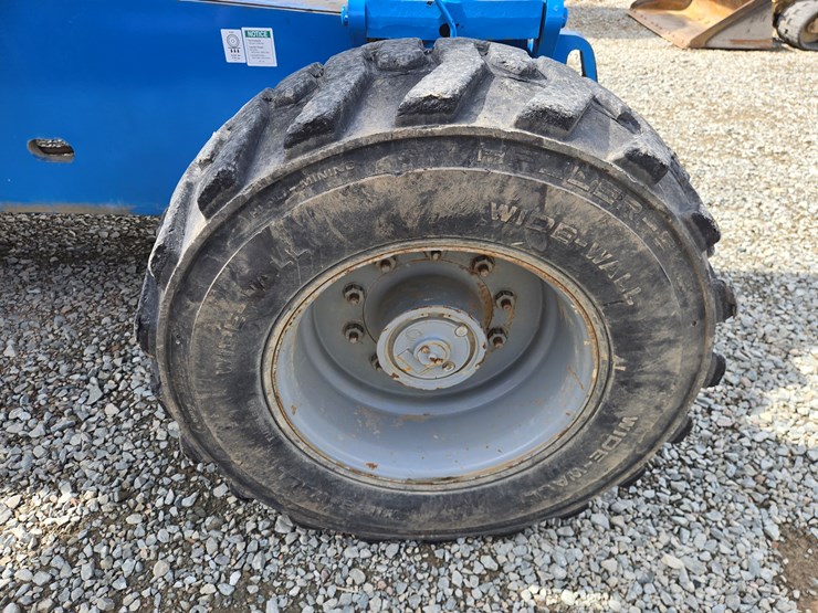 2007-genie-s85-image-54