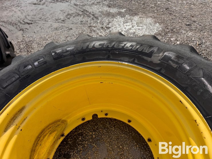 john-deere-4930-image-8