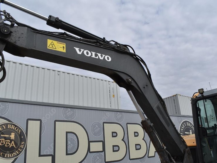 2019-volvo-ecr88d-image-18